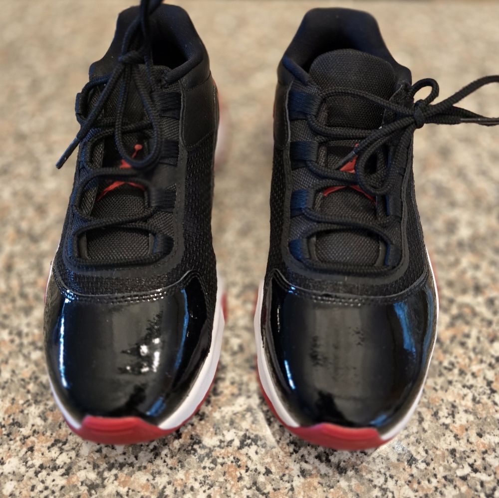Jordan 11s CMFT low